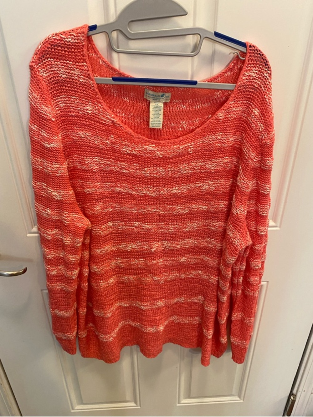 Caribbean Joe Coral and White Scoop Neck Knit Sweater
